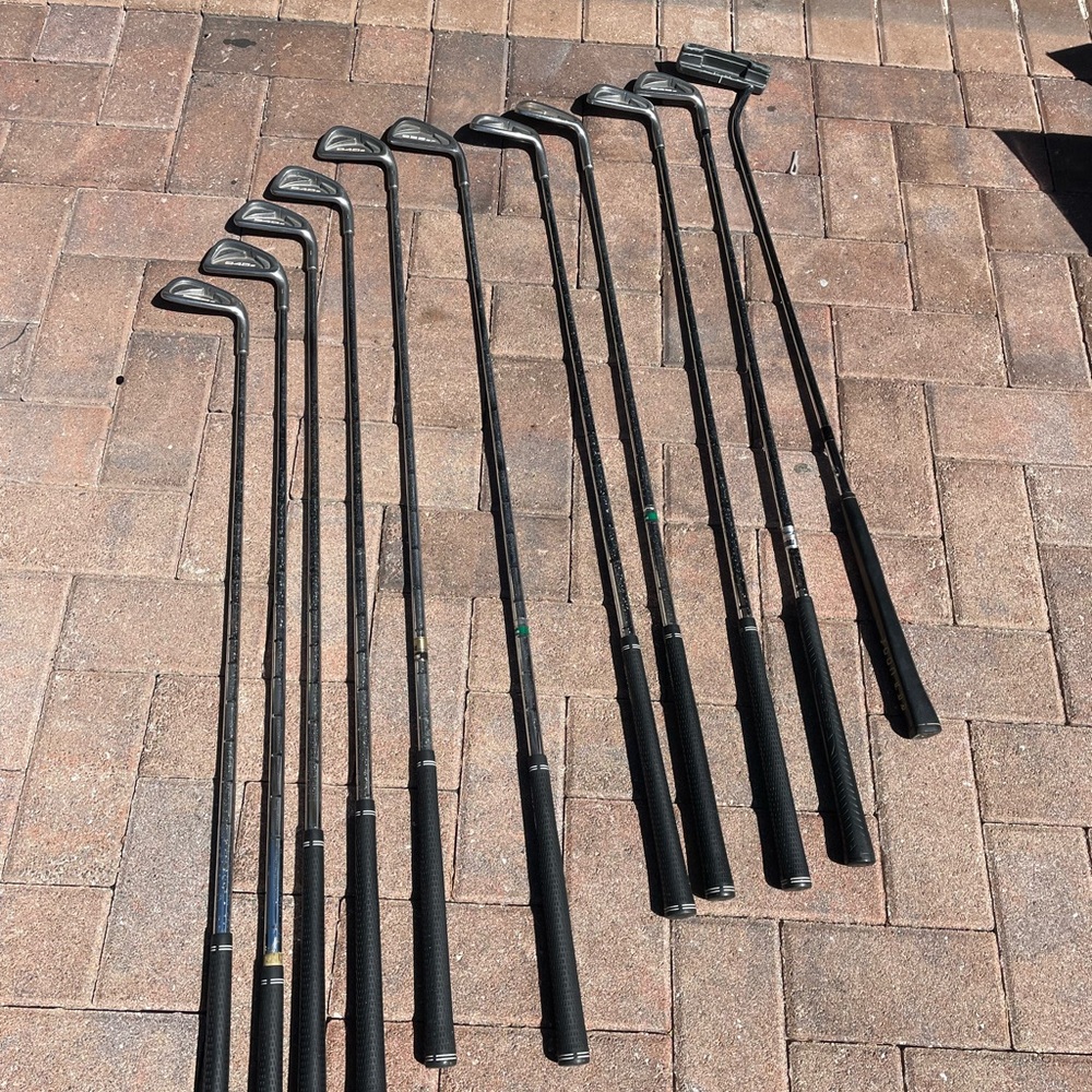 Tommy Armour 10 Pc Iron Set 845/858 in right handed
